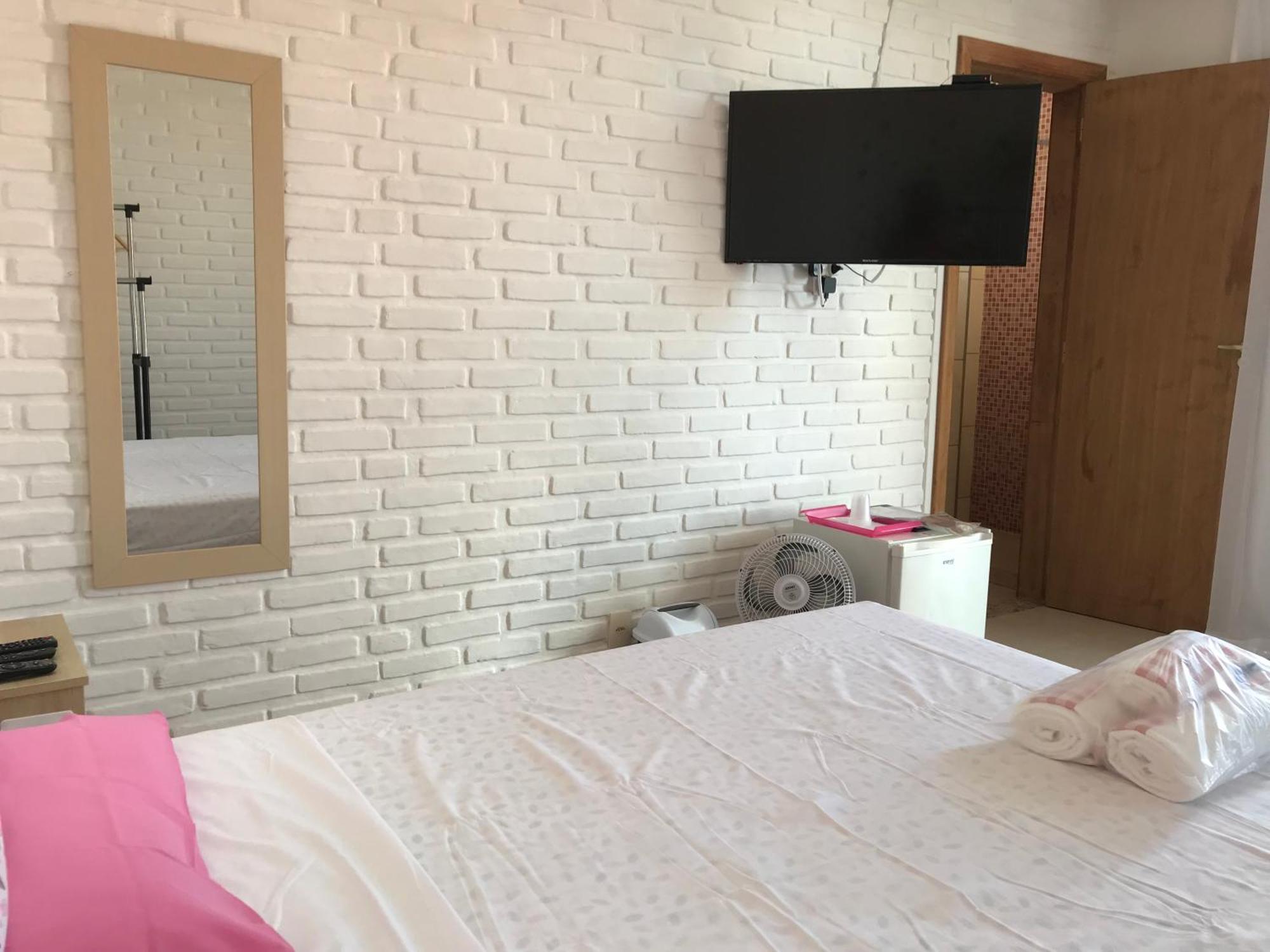 Hospedaria Casa Real ซังคาครูซ จิ มินาส ภายนอก รูปภาพ
